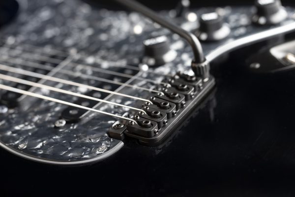 Vega Trem VT1 Tremolo System for Strat - BLACK - Image 5