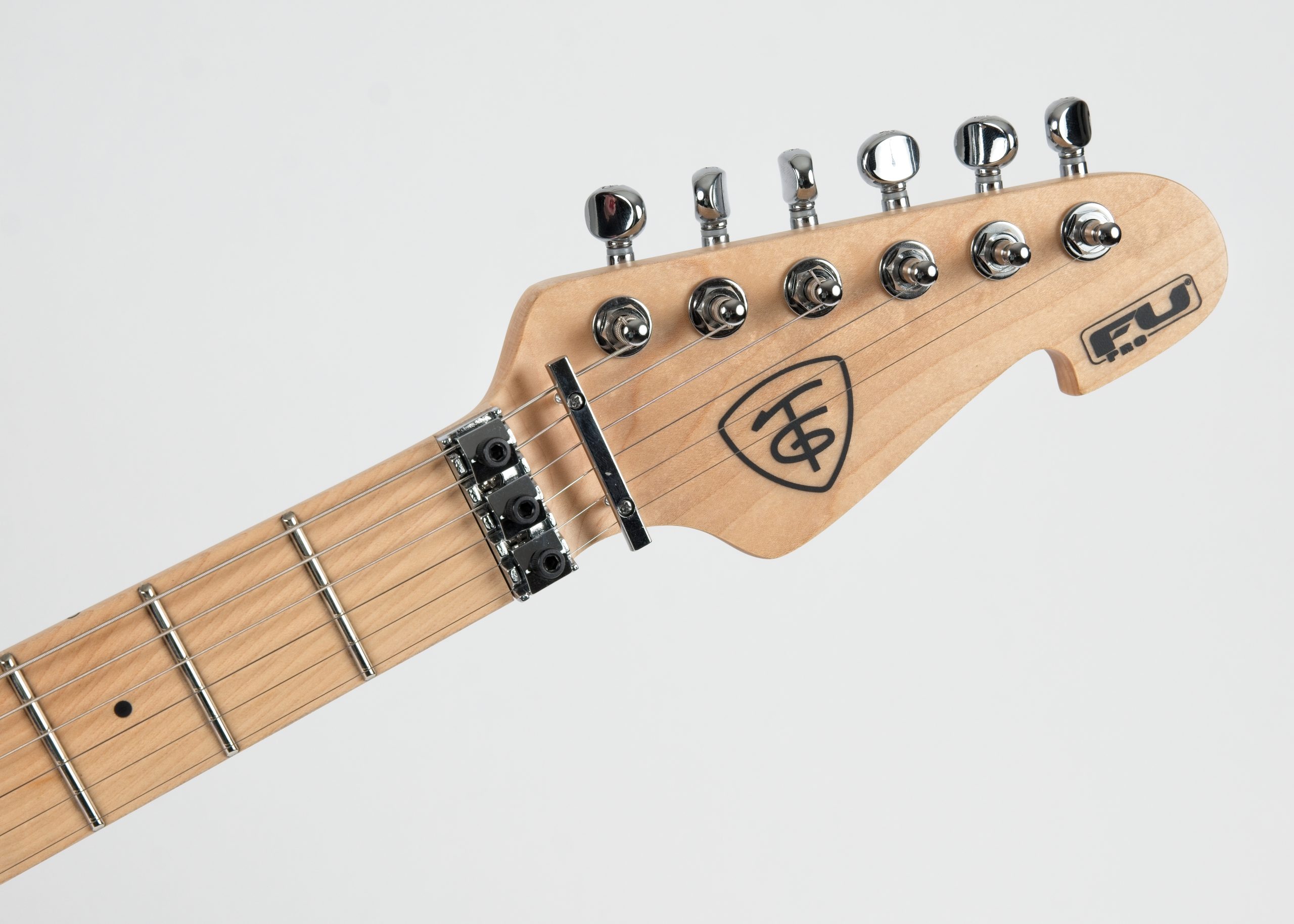 FU-Tone FU PRO GUITAR - Tracii Guns Signature Model - Red - Image 3
